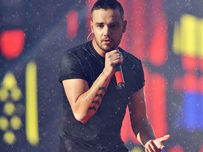 Il Sun: &apos;One Direction e Adele nella nuova &apos;Do they know it&apos;s Christmas?&apos;