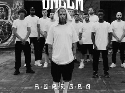 Vacca presenta il suo nuovo libro/album &quot;Pellossa&quot;: &apos;Basta dire solo ca**te&apos;