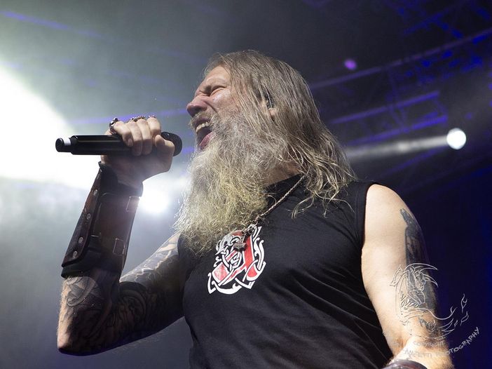 Heavy metal pub - the mix: Amon Amarth