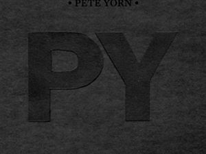 Pete Yorn racconta a Rockol la sua collaborazione con Frank Black (Pixies)