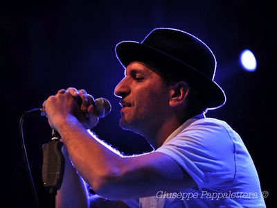 Una nuova etichetta discografica: Royality
