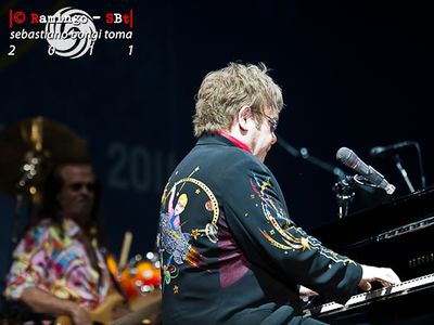 &apos;Secondo figlio per Elton John&apos;