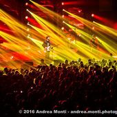30 gennaio 2016 - Pala Giovanni Paolo II - Pescara - Max Gazz&eacute; in concerto