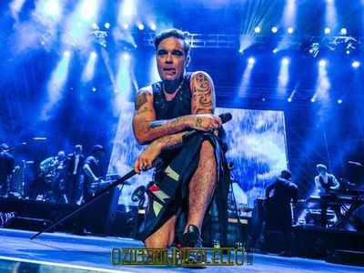 Macy Gray, Robbie Williams, Travis i vincitori dei Brits Awards