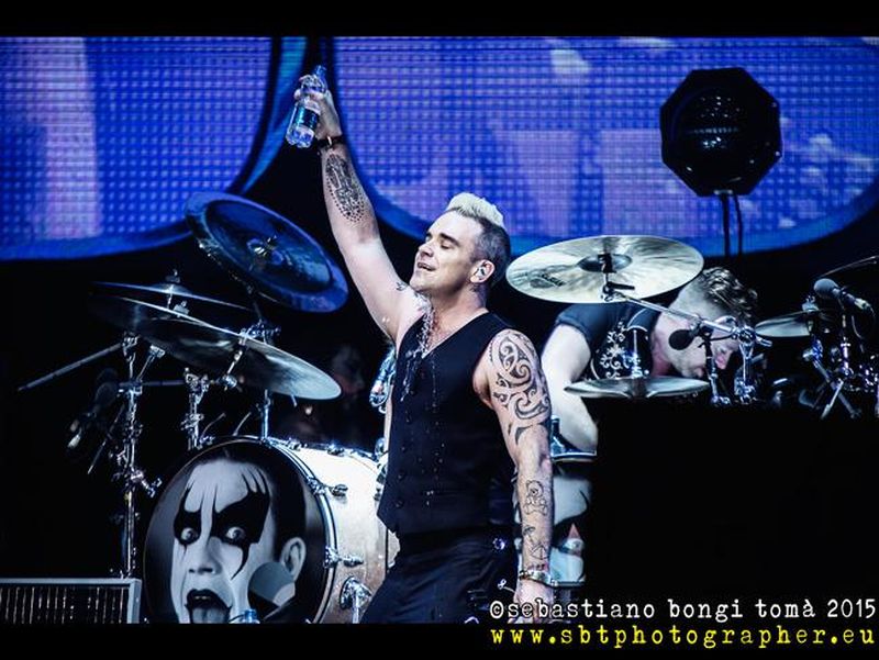 23 luglio 2015 - Lucca Summer Festival - Piazza Napoleone - Lucca - Robbie Williams in concerto