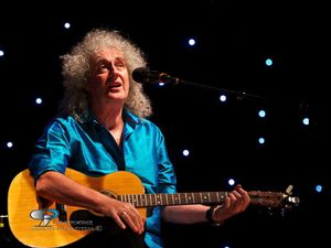 Queen, May (ancora) su Freddie: &apos;Non sapevo fosse gay&apos;