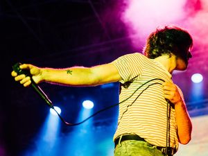 Classifiche UK: primo Paolo Nutini, iniziano bene i nuovi Vamps