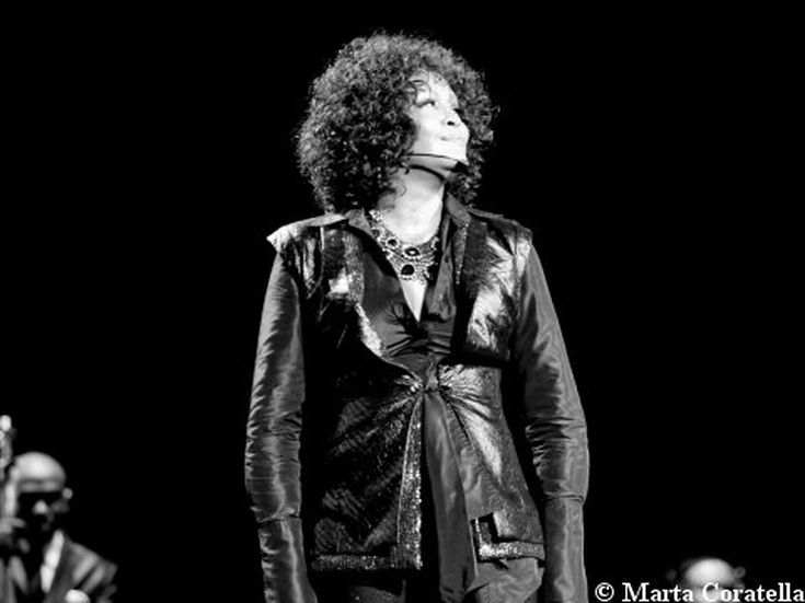 La morte di Whitney Houston: sepoltura nel New Jersey