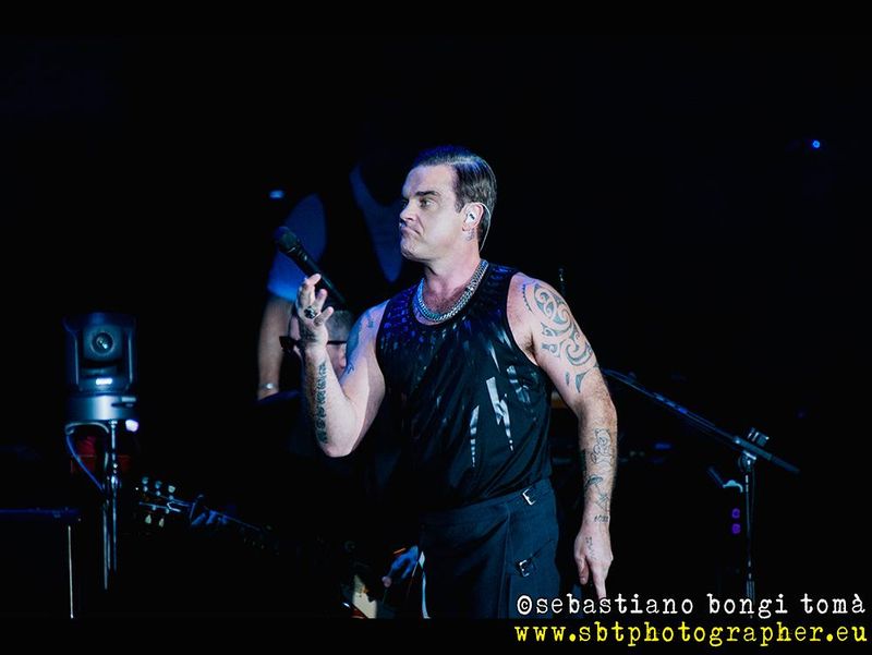 15 luglio 2017 - Lucca Summer Festival - Piazza Napoleone - Lucca - Robbie Williams in concerto