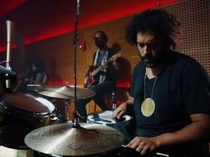 Makaya McCraven - Makaya McCraven - Live in studio
