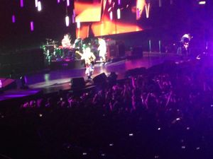 Red Hot Chili Peppers in playback al Super Bowl? Niente jack negli strumenti...