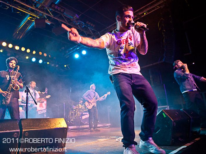 Entics, &#039;Karaoke&#039; anticipa il nuovo album in uscita il 17 giugno