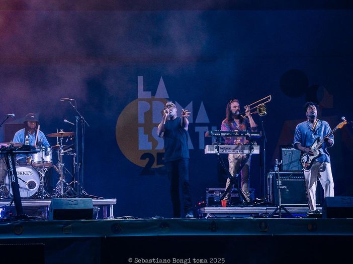 Tv On The Radio, in Rete il video di 'Happy idiot' (con Paul Reubens) Tv On The Radio, in Rete il video di 'Happy idiot' (con Paul Reubens)