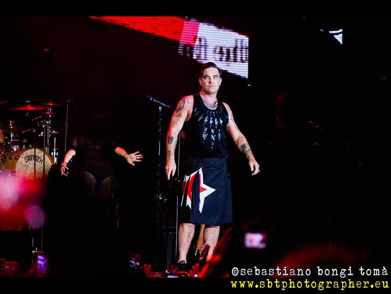 15 luglio 2017 - Lucca Summer Festival - Piazza Napoleone - Lucca - Robbie Williams in concerto