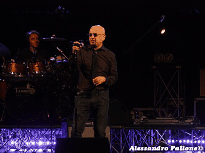 X Factor 2010, Giudica i Giudici: Enrico Ruggeri (X puntata)