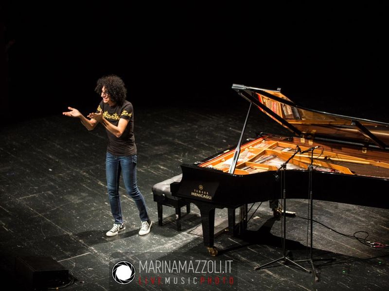 27 dicembre 2016 - Teatro Politeama - Genova - Giovanni Allevi in concerto