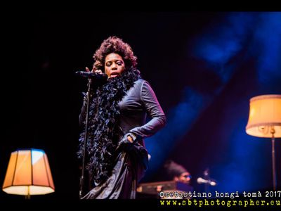 Macy Gray