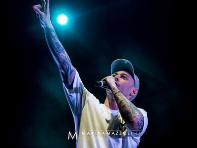 Premio Videoclip Italiano: Fabri Fibra racconta &apos;In Italia&apos;