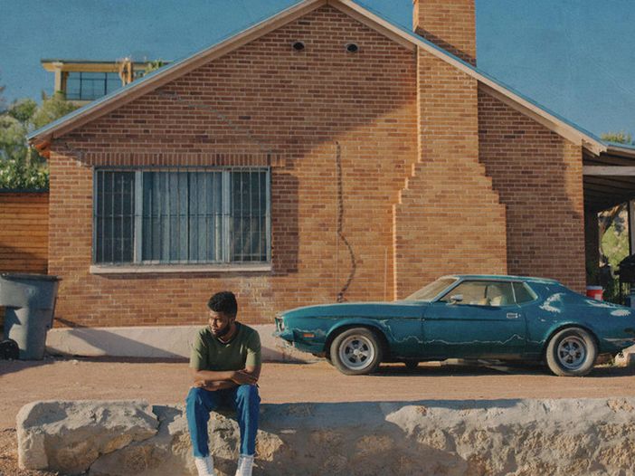 Khalid ripropone la hit di Tracy Chapman &quot;Fast car&quot; - VIDEO