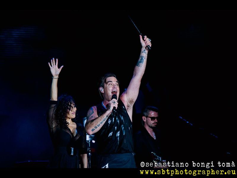 15 luglio 2017 - Lucca Summer Festival - Piazza Napoleone - Lucca - Robbie Williams in concerto