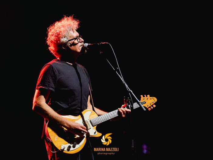 A un concerto di Niccolò Fabi ci si conosce tutti A un concerto di Niccolò Fabi ci si conosce tutti