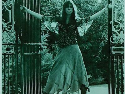 Carly Simon fa causa a Starbucks: &apos;Colpa loro se il mio disco è stato un flop&apos;