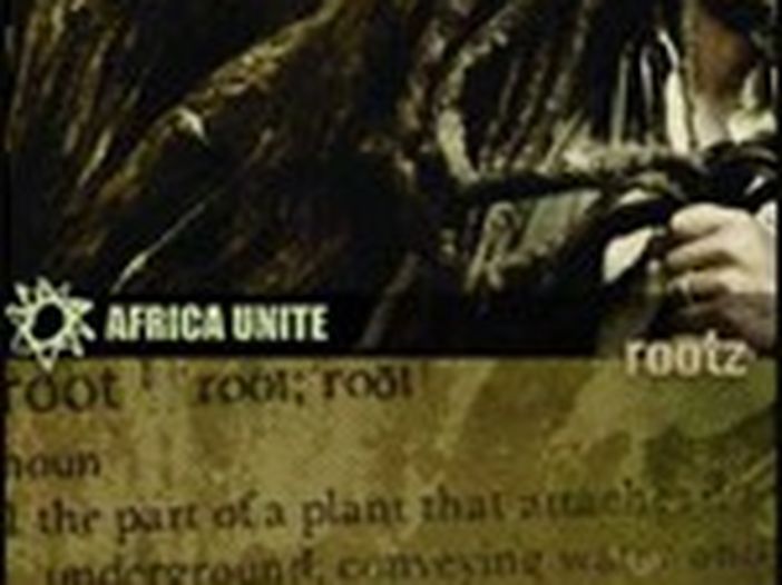 Gli Africa Unite presentano 'Babilonia e poesia tour 2013': la videointervista Gli Africa Unite presentano 'Babilonia e poesia tour 2013': la videointervista
