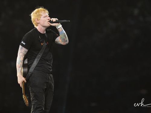 Ed Sheeran verso Universal Music dopo l'addio a Warner Music