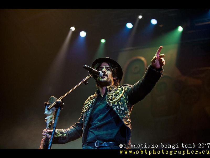 31 marzo 2017 - MandelaForum - Firenze - Mannarino in concerto