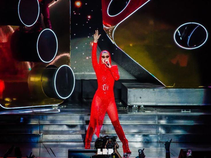 Katy Perry sarà un personaggio virtuale del videogioco 'The sims'