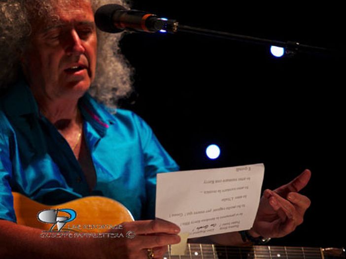 Brian May e Kerry Ellis pubblicano l&#039;album &quot;Golden days&quot; - TRACKLIST E COPERTINA