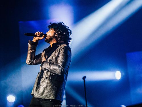 Francesco Renga firma con Warner Music Italy