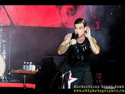 La BBC ha trasmesso oggi il nuovo singolo di Robbie Williams