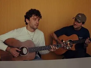 Mark Ambor - Mark Ambor suona live &quot;Belong Together&quot; per Rockol