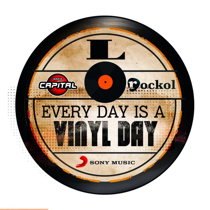 https://images.rockol.it/sozeIRgex9kdY-0Xu4CzPwGtF2I=/700x0/smart/rockol-img/img/foto/upload/every-day-con-loghi-radio.jpeg