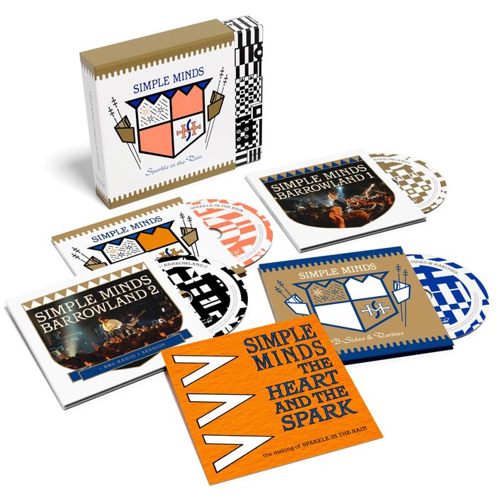 https://images.rockol.it/swsP7UTy_XczwHwMu86DIKvNa4M=/700x0/smart/rockol-img/img/foto/upload/4cd-exploded-packshot.jpeg