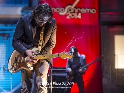 Su MusicVideos intervista e mini live dei Virginiana Miller 