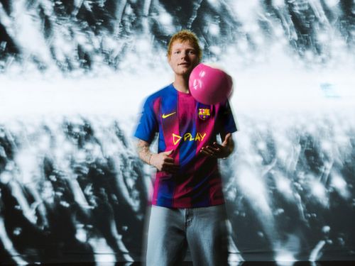 Spotify, Ed Sheeran testimonial del Barça per il prossimo Clásico