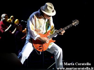 Santana premiato come artista dell'anno