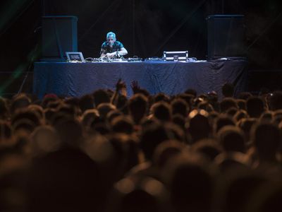 In ritardo l’album di Fatboy Slim: «Devo distinguermi da chi mi imita»