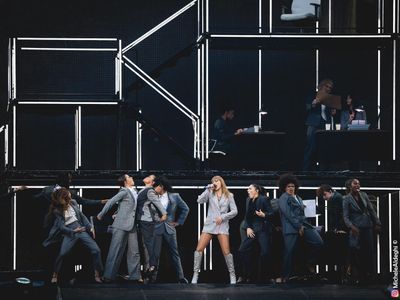 Taylor Swift in testa alle nomination dei CMA Awards