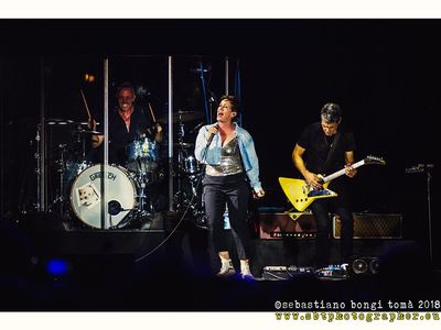 Alanis Morissette,&lt;br&gt; ritorno all&apos;essenziale