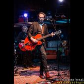 10 novembre 2016 - Ex Cinema Aurora - Livorno - Hugo Race in concerto