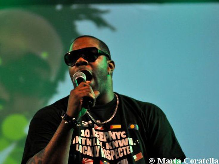 Busta Rhymes si chiude nel silenzio dopo la morte del suo bodyguard