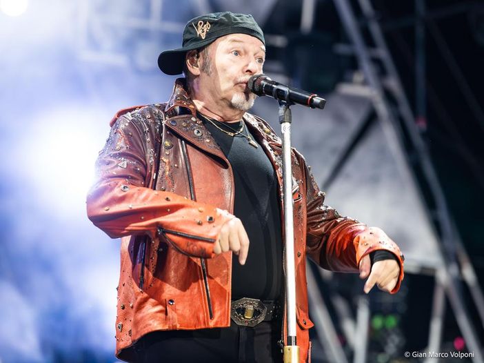 Vasco Rossi: svelate le date delle prove e del debutto del tour