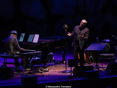 Elvis Costello si è separato dalla moglie