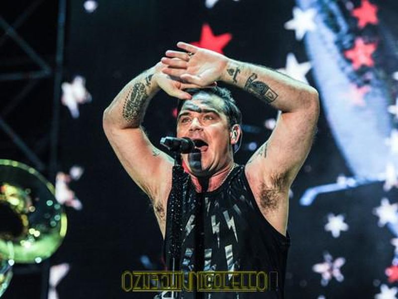 17 luglio 2017 - Piazza Colbert - Barolo (Cn) - Robbie Williams in concerto