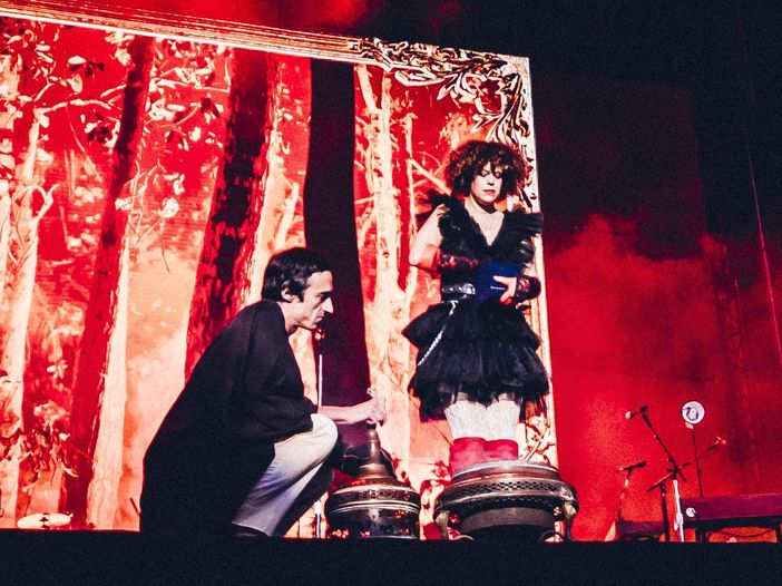 Gli Arcade Fire anticipano live il nuovo album Gli Arcade Fire anticipano live il nuovo album