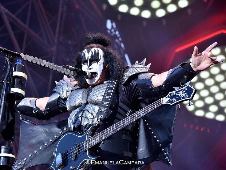 Concerti, Kiss: infortunio in Danimarca per Paul Stanley, ma il tour prosegue