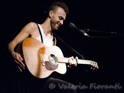 Asaf Avidan: &apos;&apos;One day remix&apos;? E&apos; una canzone che non avrei mai fatto&apos;